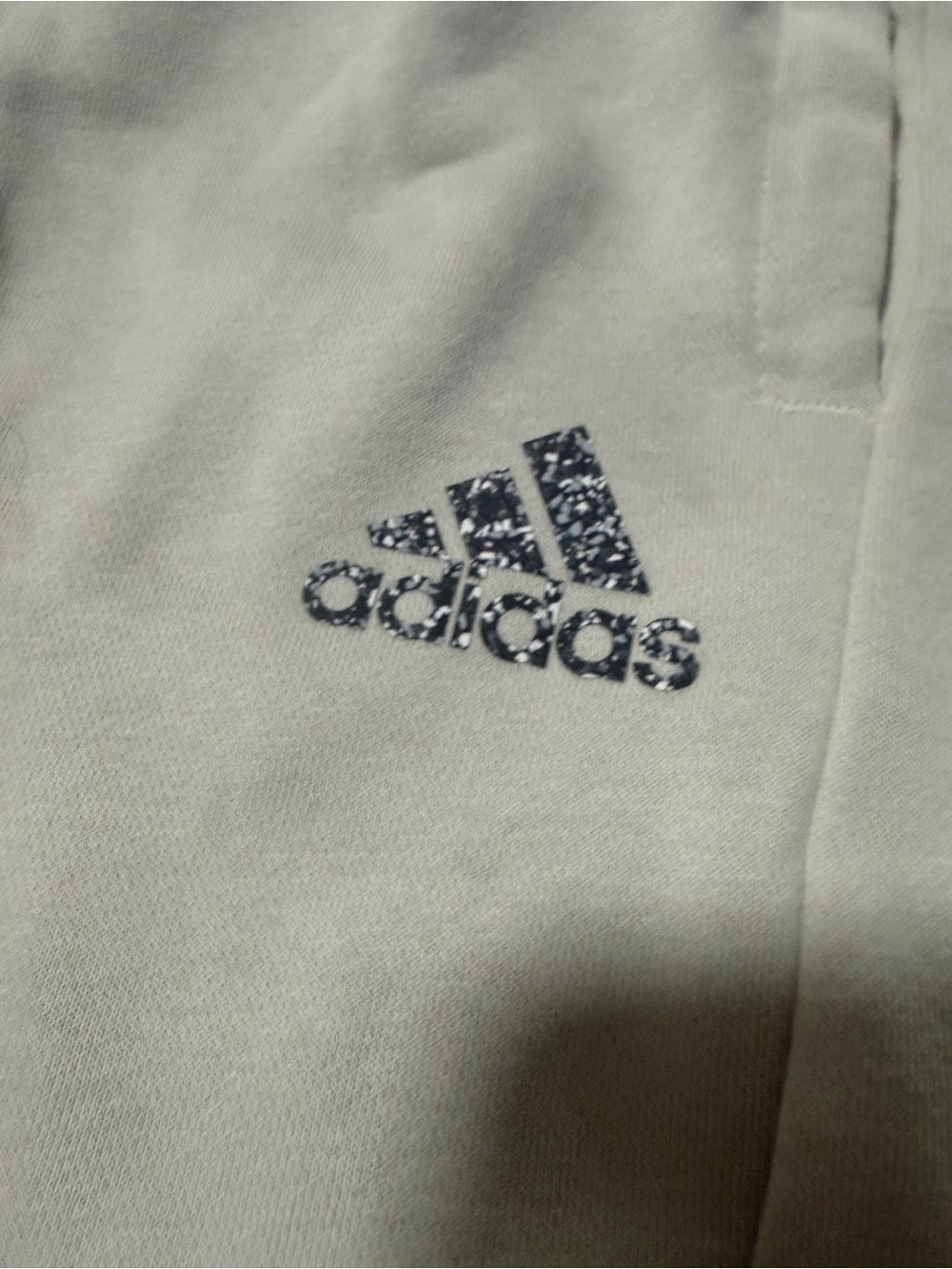 adidas Men’s Light Gray Joggers with Navy Logo, size large EUC